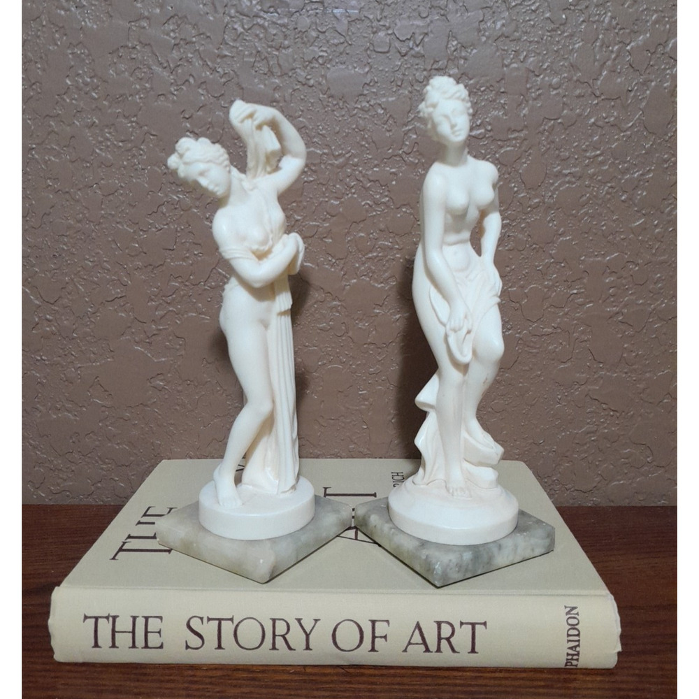 Stonelite Statues Sculptures of Women Bathing Prof Giuseppi Bessi Made in Italy